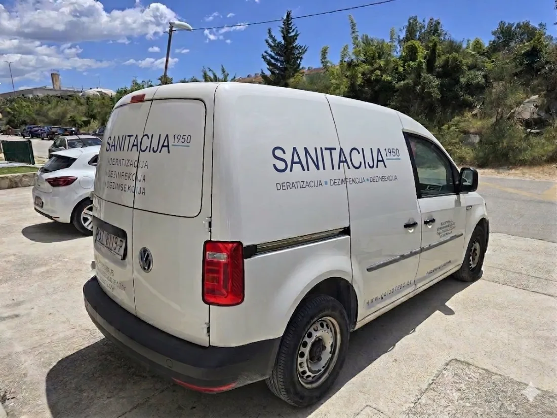 Sanitacija 1950 vozni park — DDD usluge Split, Solin i Dalmacija